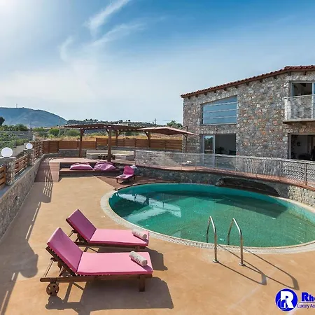 Lindos Seastone Villa *
