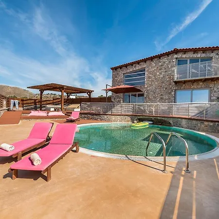 Villa Lindos Seastone