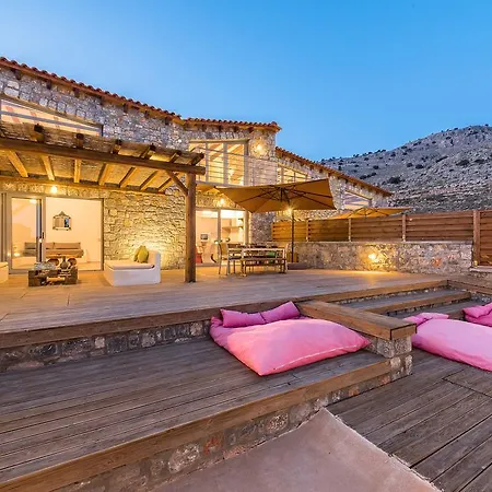 Villa Lindos Seastone *