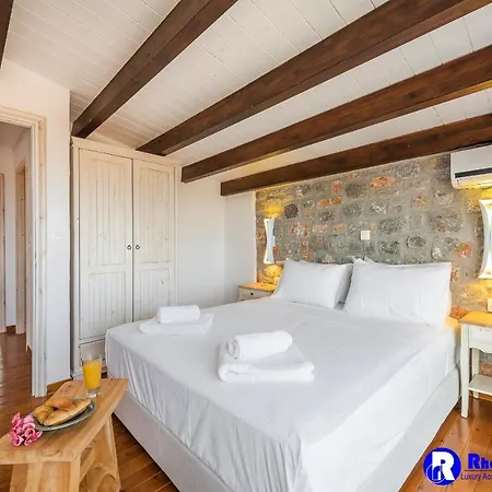 Lindos Seastone Villas * Lardos